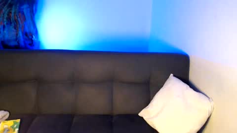 Lola and David online show from July 11, 9:31 am
