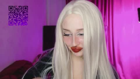 Kari online show from March 8, 8:13 pm