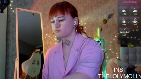 Molli online show from April 9, 9:48 am