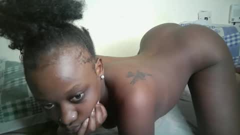 lonybrown online show from May 3, 2:37 am