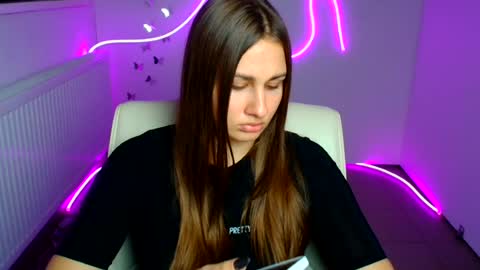 Lora online show from July 24, 6:11 am
