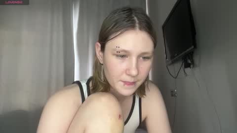 Lora online show from March 27, 8:26 am