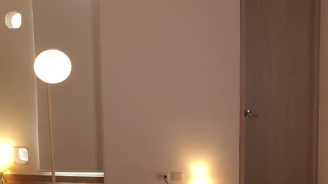 Deborah Daz online show from March 5, 4:25 pm