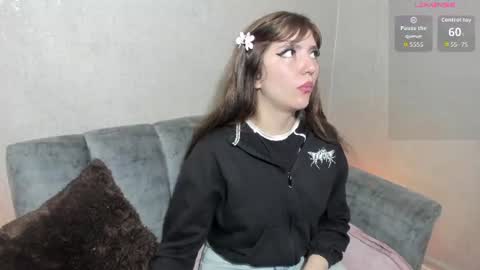 Loren   online show from July 18, 1:13 pm