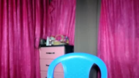 LOVE online show from March 10, 7:07 pm