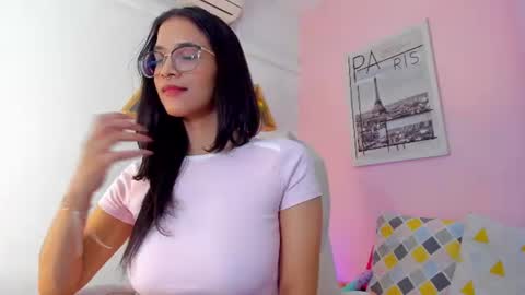 Olivia online show from August 1, 5:37 pm