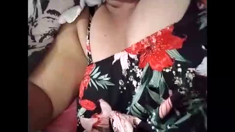 lovely_orchid online show from May 29, 8:23 am