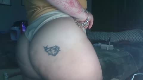 lovetubes101 online show from February 8, 4:16 am