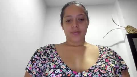 Lucy online show from April 28, 3:43 am
