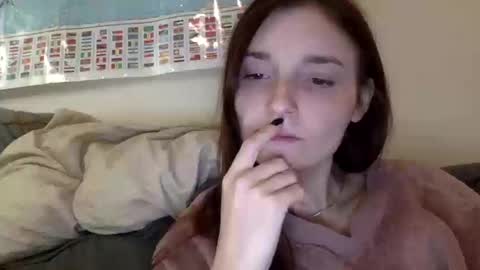 Luci Layne online show from October 17, 6:11 pm