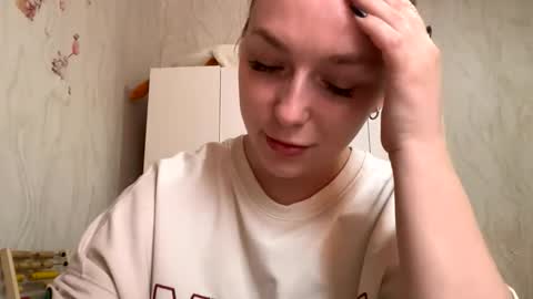 lucky_foryou_baby online show from April 6, 9:43 am