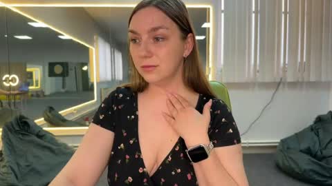 lucky_foryou_baby online show from May 28, 11:08 am