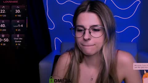 luckybabymeow online show from March 31, 11:05 pm