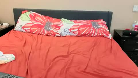luckylee1992 online show from June 11, 12:32 am