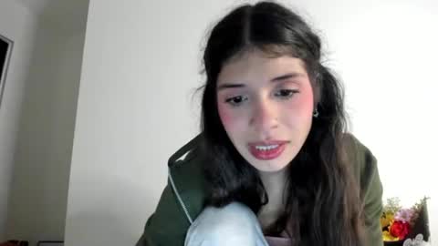 lucyportman online show from April 10, 6:41 am