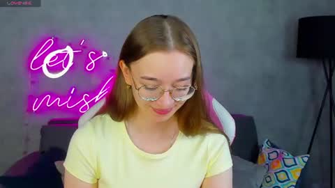 Lucy online show from June 24, 1:15 am