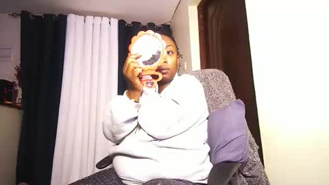 lulu_sparks1 online show from April 2, 4:10 am