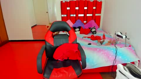 luna_analya online show from July 9, 1:19 am