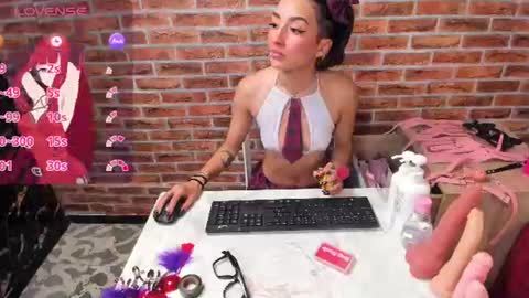 Luna  online show from July 11, 12:27 pm