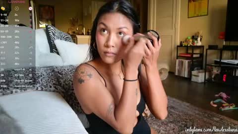 luna dela cruz online show from April 27, 11:35 pm