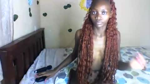 lunanior online show from July 11, 4:51 pm