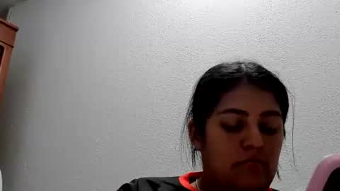 lunascarlet029 online show from July 7, 1:19 am