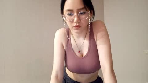 Roxie online show from April 3, 3:21 pm