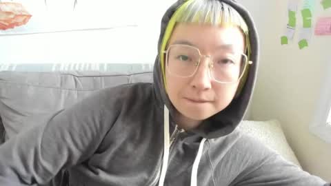 LuxGray online show from March 21, 8:58 pm