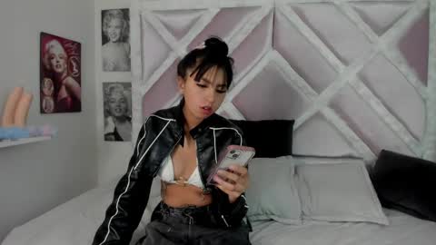 Lux online show from April 16, 10:12 pm