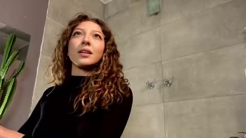 Lya Haven online show from March 19, 12:15 am