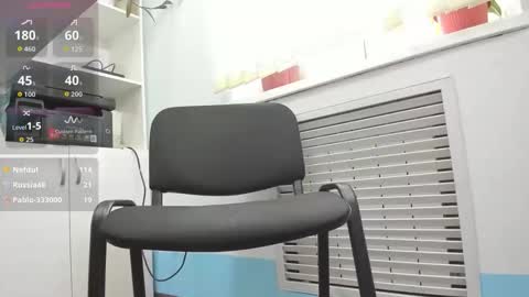 lyalya7773 online show from April 27, 7:16 am