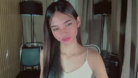 LYKA LOOPS online show from March 22, 9:26 am