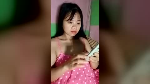 Lyly online show from June 15, 8:31 pm