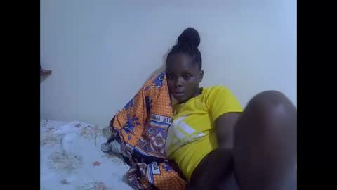 lyn_anna online show from May 14, 6:47 pm