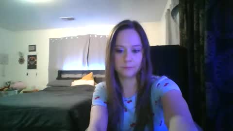 maceyloves online show from February 23, 3:29 am