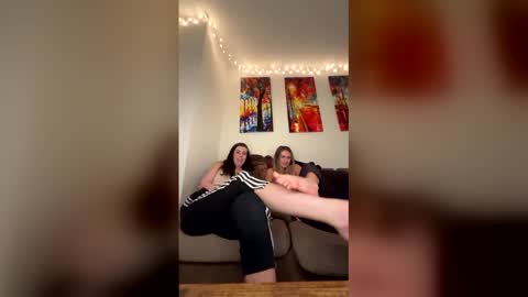 maddie_tha_baddie online show from February 18, 4:33 am