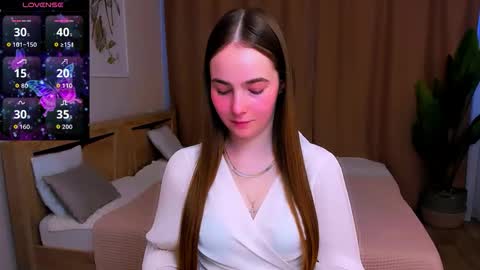 maddy_gate online show from March 25, 3:15 pm