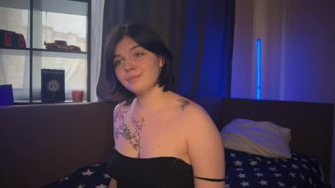 Maddy online show from April 1, 1:41 pm