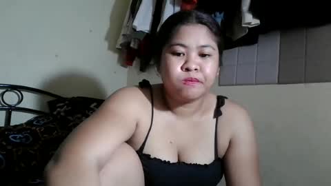 madelline2001 online show from June 22, 6:54 am