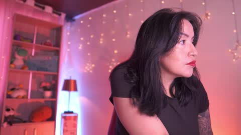 Madison   online show from March 25, 12:52 pm