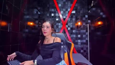 Madison Carzon online show from March 6, 8:04 pm