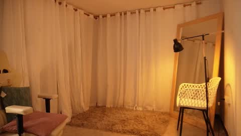 madisonlara online show from March 15, 5:48 pm