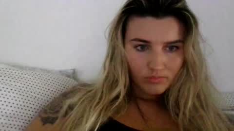 madisonlubbe2 online show from July 8, 11:07 pm
