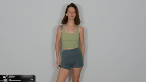 Mae online show from April 15, 12:44 am