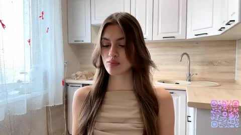 Sophie online show from April 21, 5:03 am