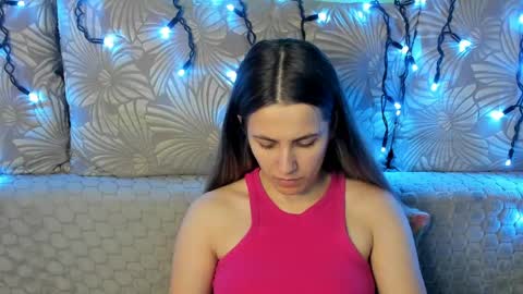 Maggie online show from June 7, 3:57 am