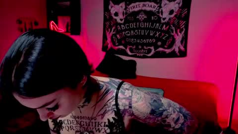 Magic Allie online show from April 15, 7:03 pm