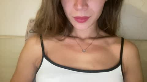 magicgirl50053 online show from August 4, 6:03 pm
