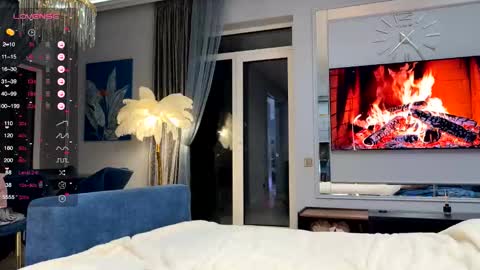 magicpeaach online show from February 18, 4:50 pm