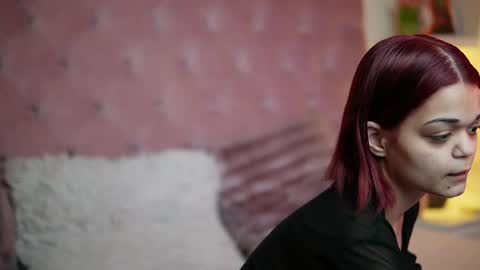  Maia  online show from March 22, 9:10 pm